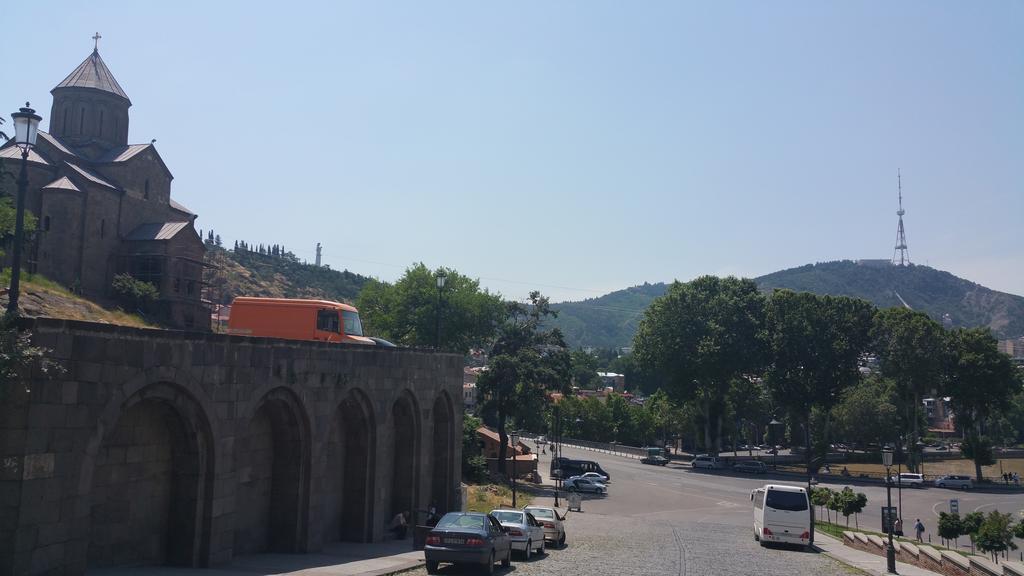 Hotel Feri Tbilisi Buitenkant foto