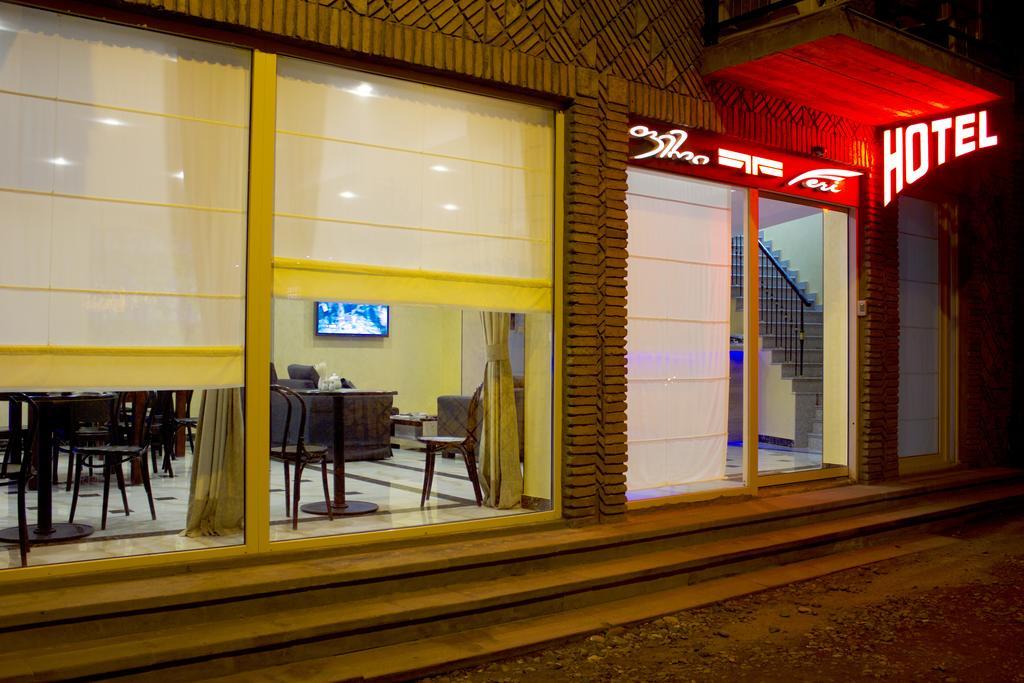 Hotel Feri Tbilisi Buitenkant foto